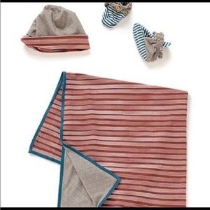 Matilda Jane Clothing - Red Stripe Look Who's New Receiving Blanket Set - Infant